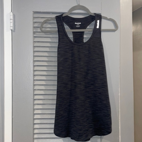 Gray Reebok woman’s sports tank - Picture 1 of 2